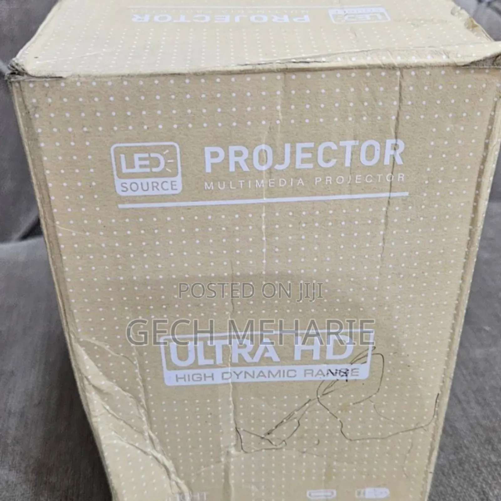 Smart Projector ( Mini Projector) And Android 11 System 2