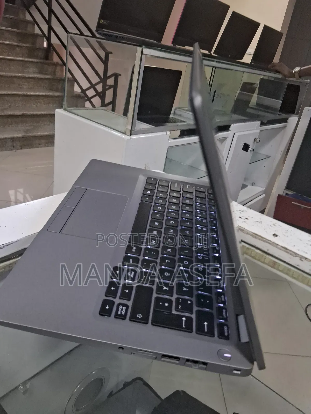 New Laptop Dell Latitude 5310 8GB Intel Core I5 SSD 512GB