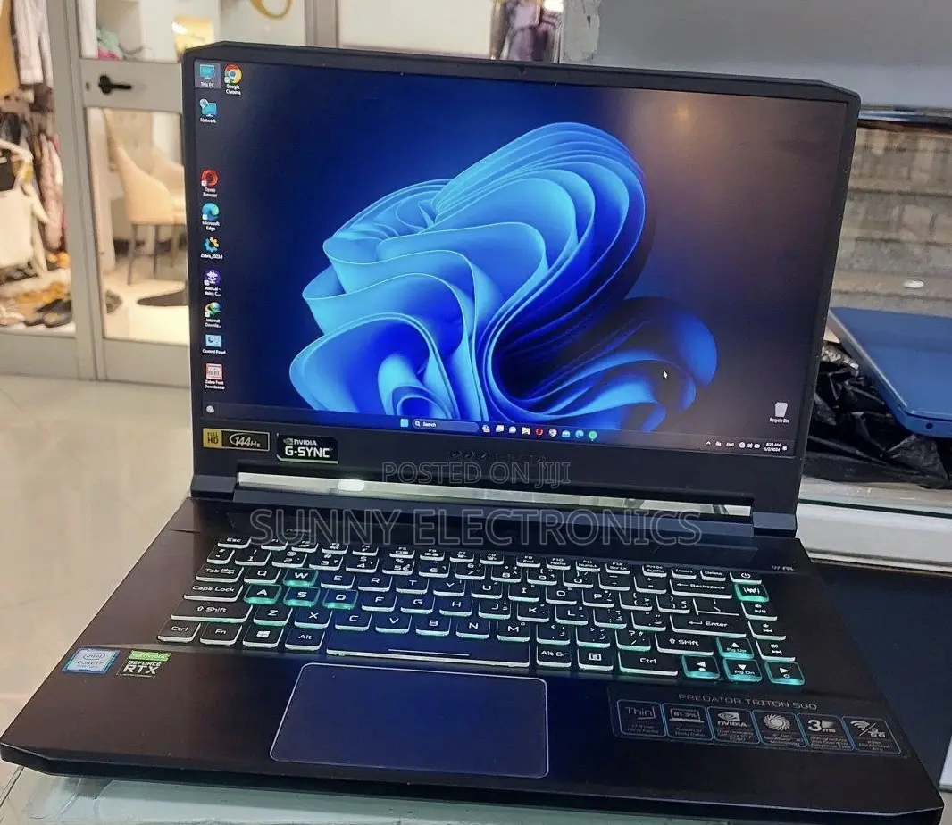 New Laptop Acer Predator Helios 300 16GB Intel Core I7 SSD 1T
