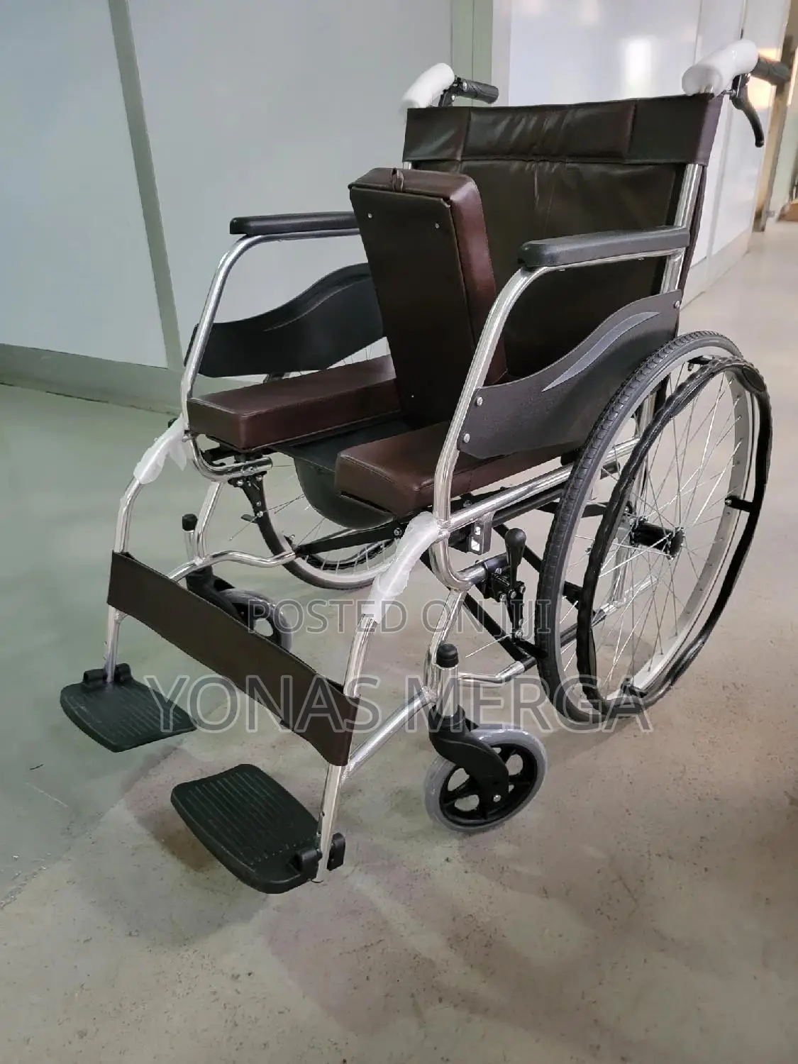 Pot/Bucket Wheelchair٥冗wheelchair~0wheelchair×#Wheelchair