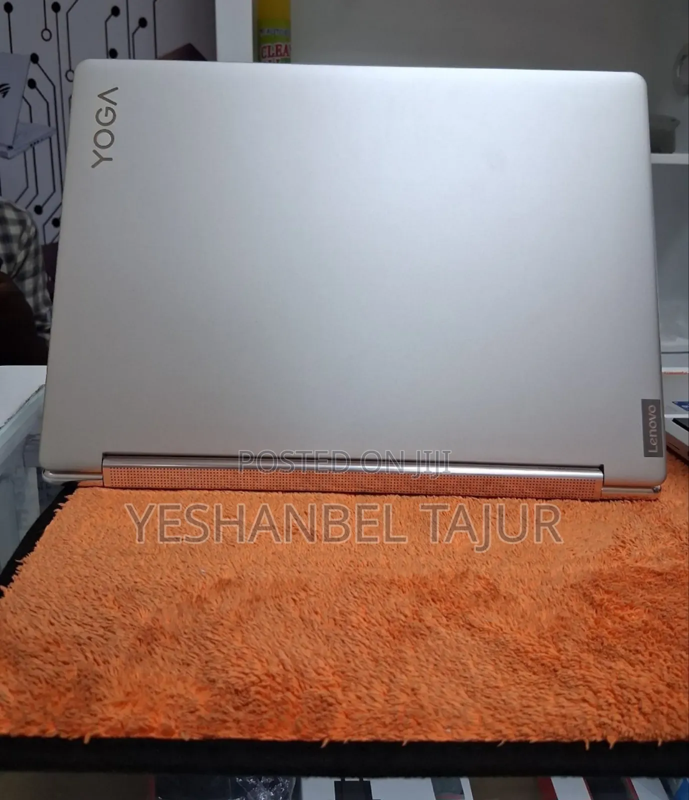 New Laptop Lenovo Yoga 330 16GB Intel Core I7 SSD 512GB