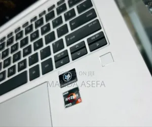 New Laptop HP EliteBook 845 G7 16GB AMD Ryzen 5 SSD 512GB