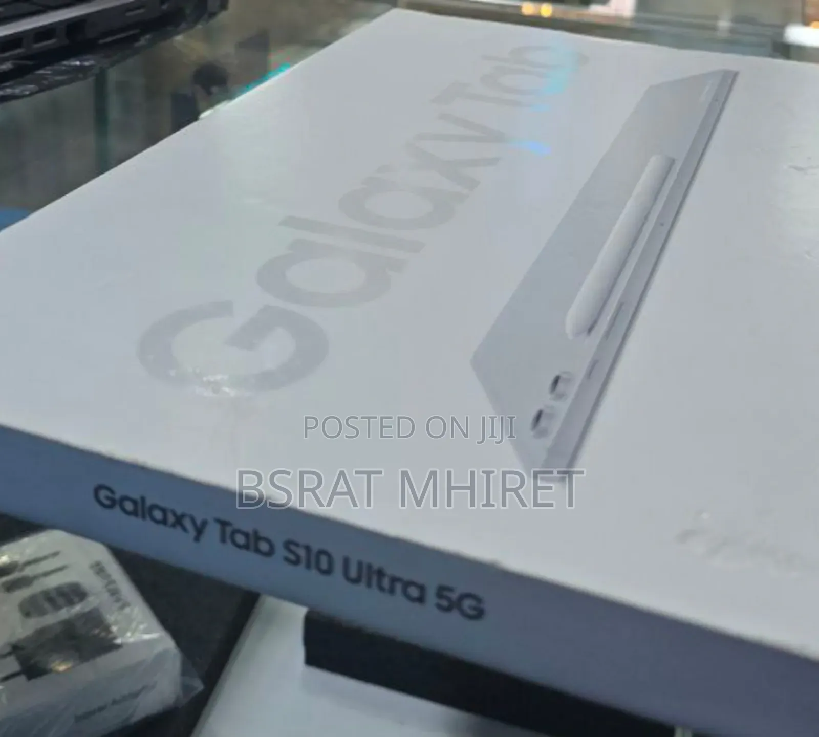 New Laptop Samsung Galaxy Book4 Ultra 12GB AMD A10 SSD 256GB