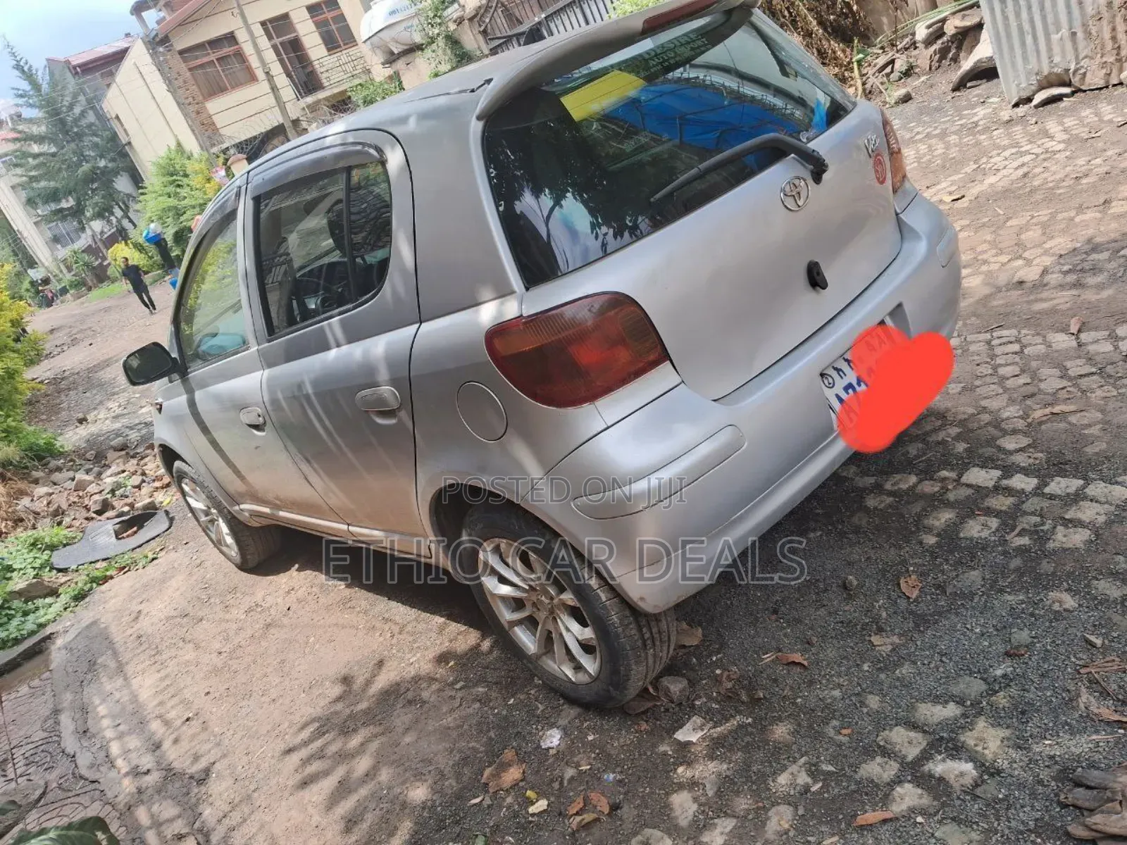 Toyota Vitz 2005 Silver