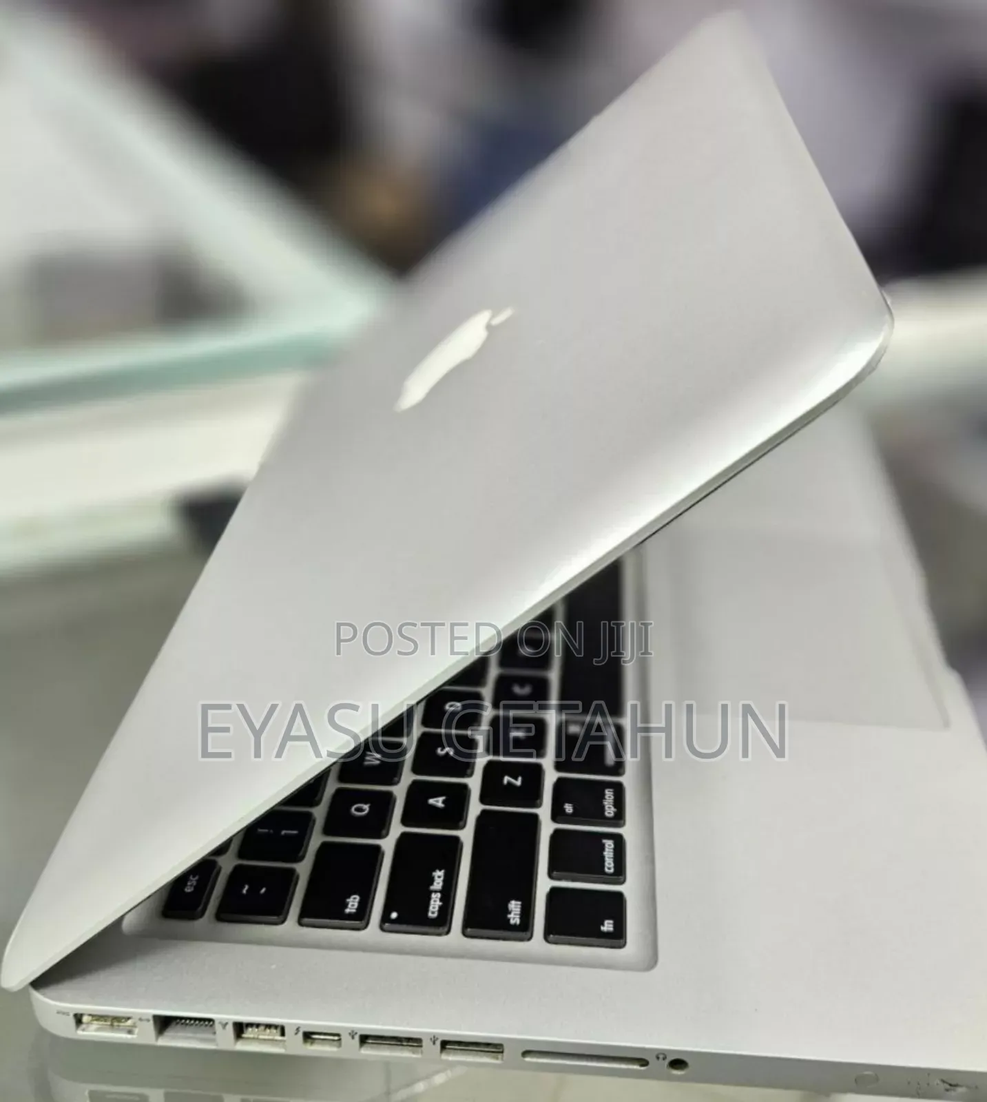 New Laptop Apple MacBook Pro 2012 4GB Apple M4 Pro SSD 256GB