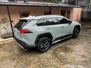 Toyota RAV4 2022