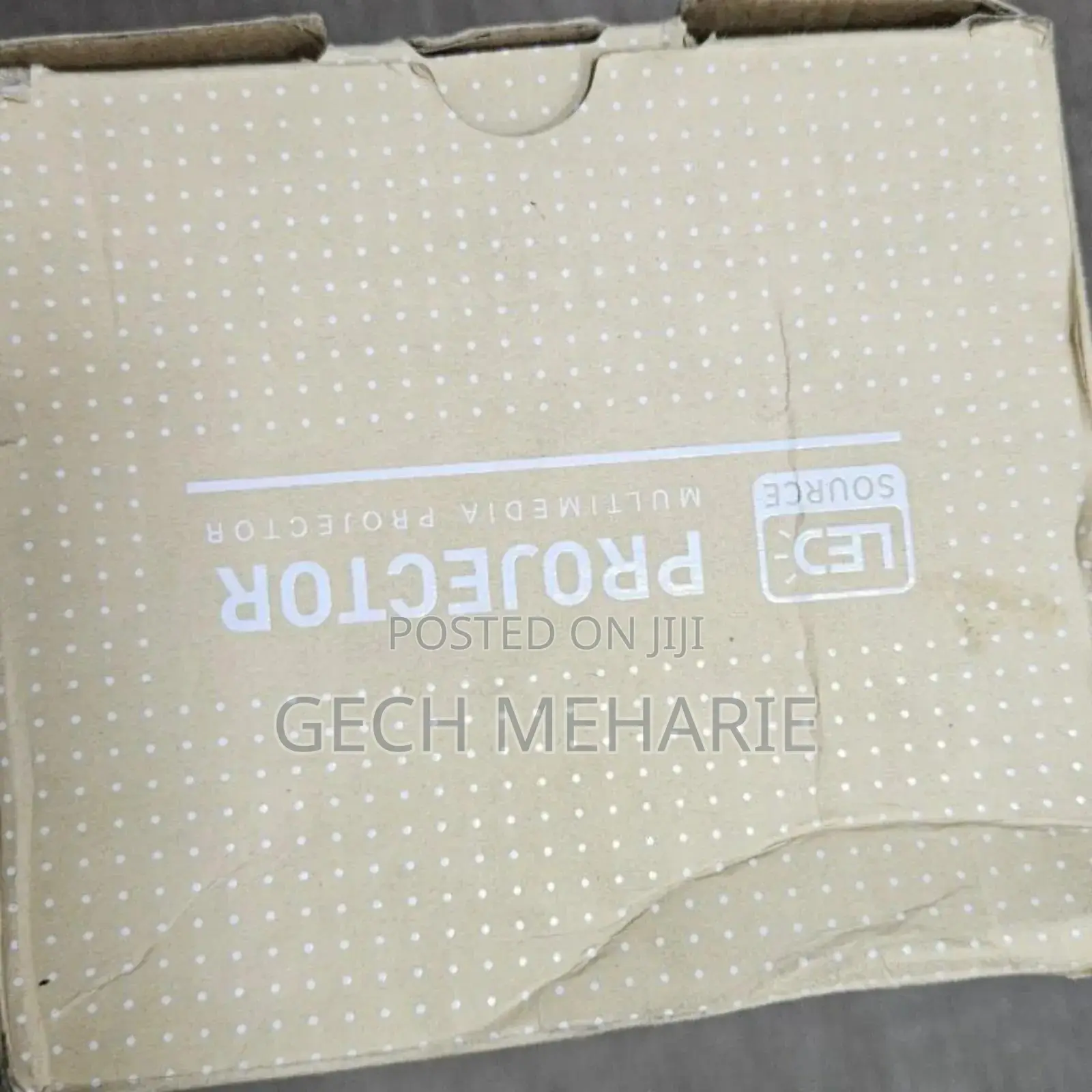 Smart Projector ( Mini Projector) And Android 11 System 2