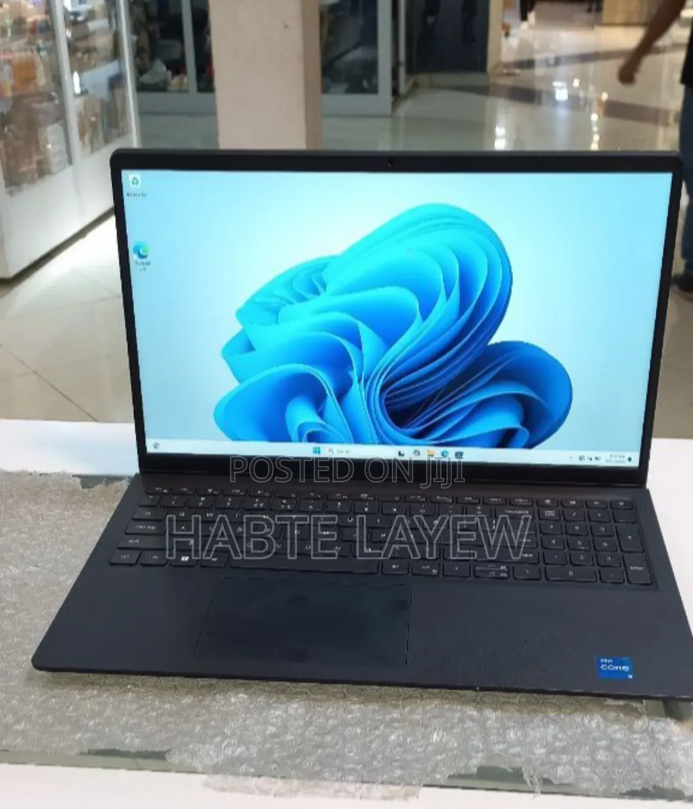 New Laptop HP Stream Notebook 8GB Intel Core I5 SSD 1T