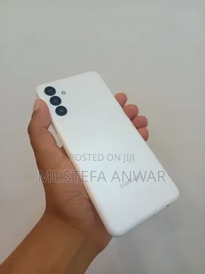 Photo - New Samsung Galaxy A13 5G 64 GB White