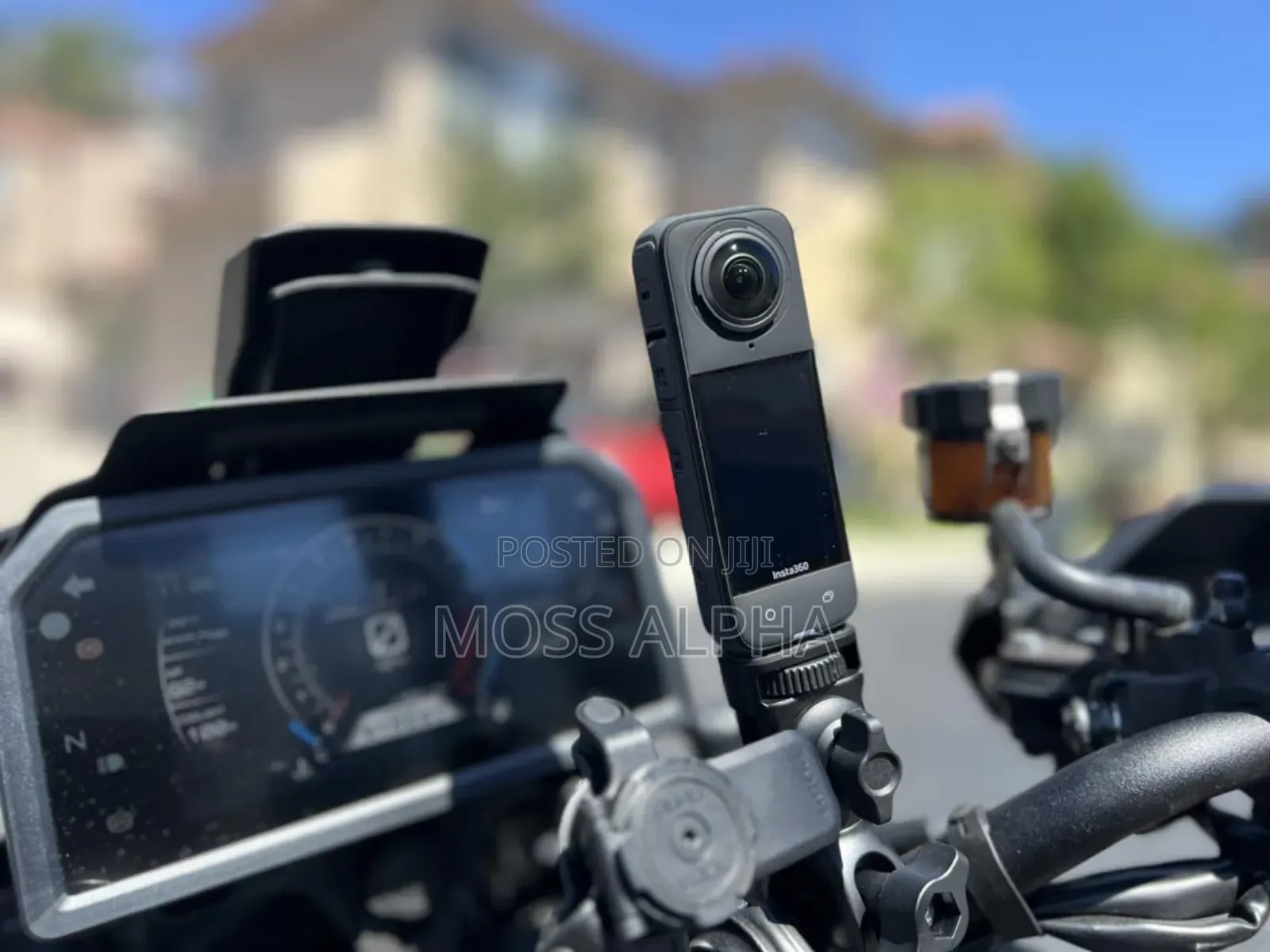 Urgent Insta 360 X4 Action Camera