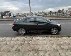 Toyota Yaris 2009 Black