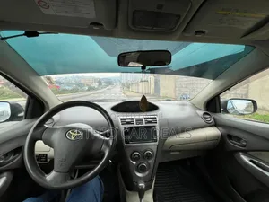 Toyota Yaris 2009 Black