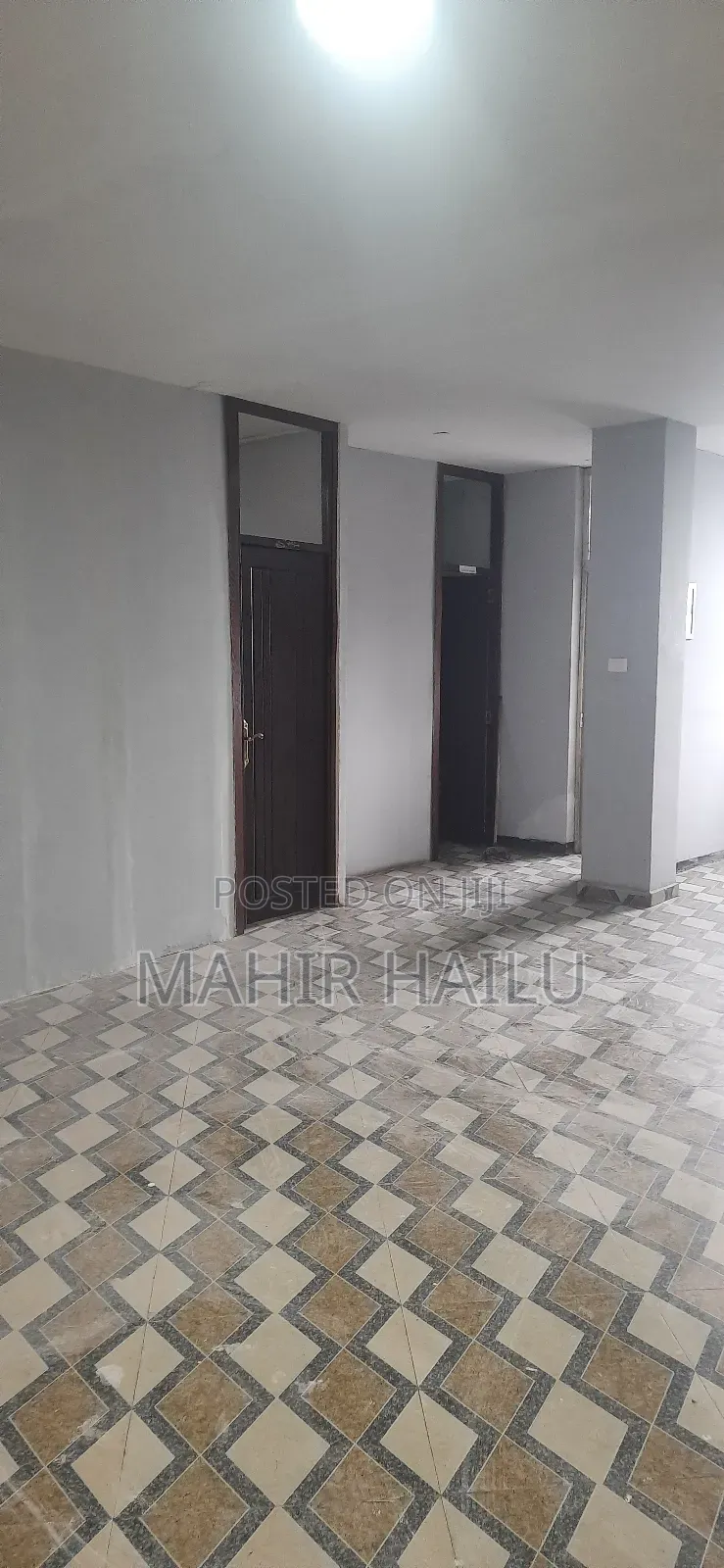 3ተኛ ላይ ለቢሮ አገልግሎት