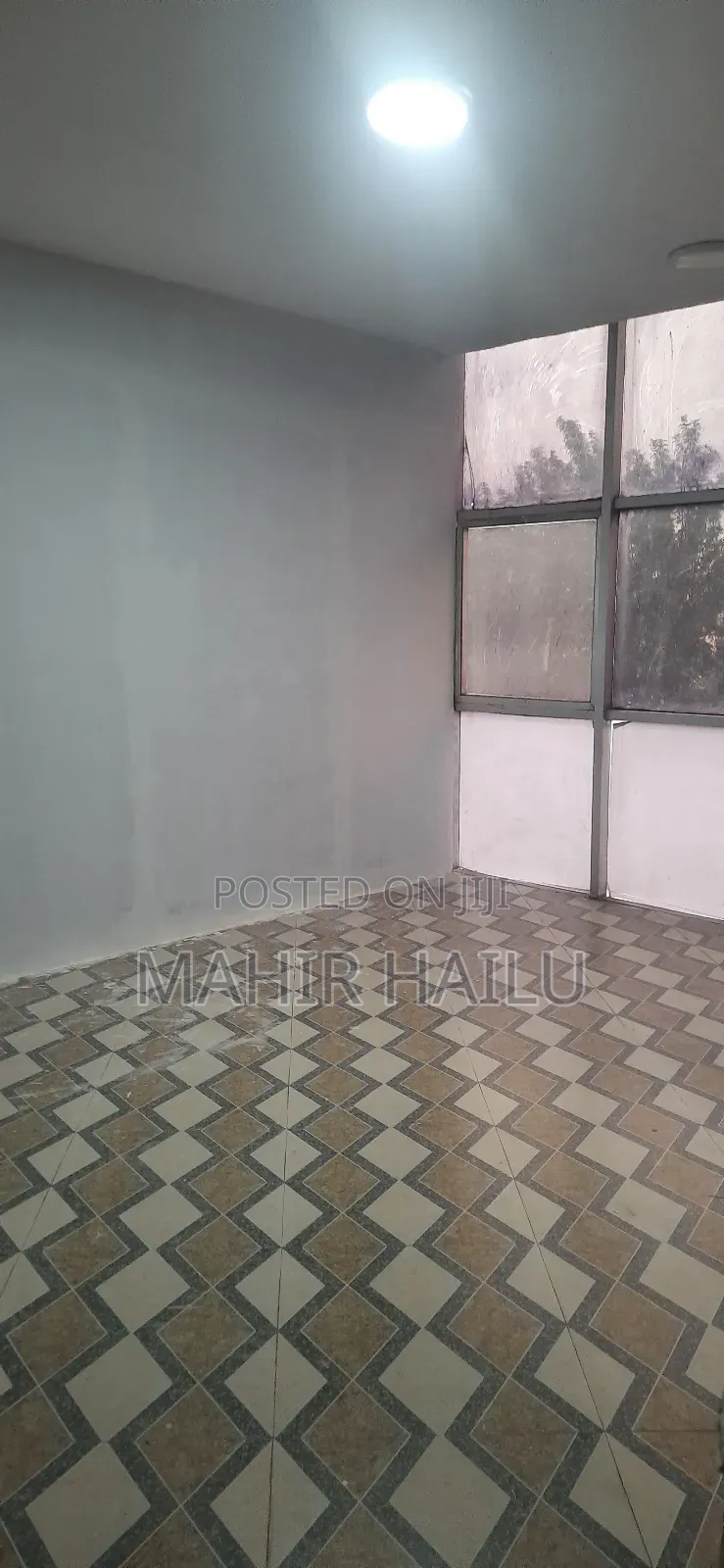 3ተኛ ላይ ለቢሮ አገልግሎት