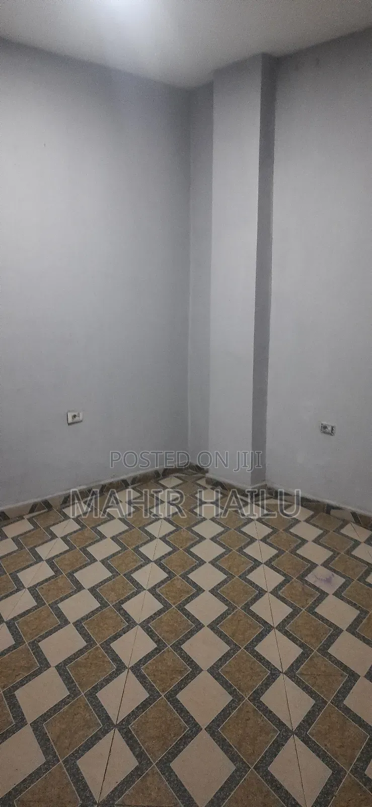 3ተኛ ላይ ለቢሮ አገልግሎት