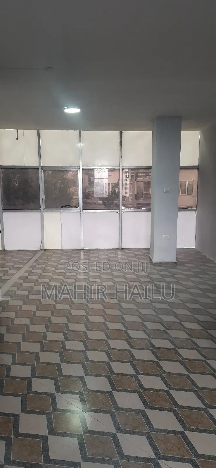 3ተኛ ላይ ለቢሮ አገልግሎት