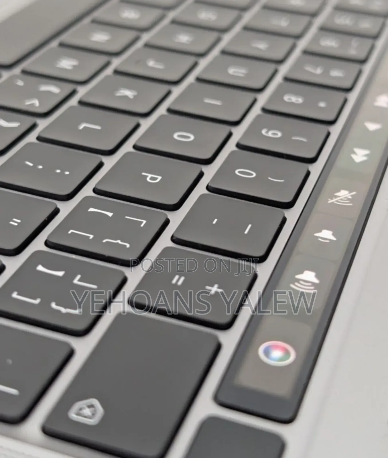 New Laptop Apple MacBook Pro M1 8GB Apple M1 SSD 256GB