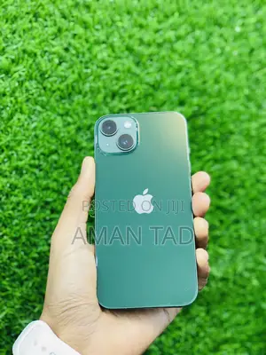 New Apple iPhone 13 128 GB Green