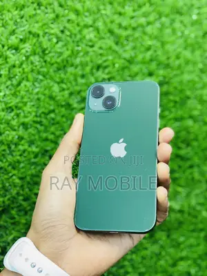 New Apple iPhone 13 128 GB Green