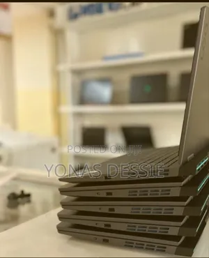 New Laptop Lenovo LOQ 15ARP9 16GB Intel Core I5 SSD 1T