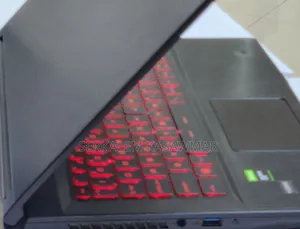 New Laptop MSI GF63 12GB Intel Core I5 SSD 512GB