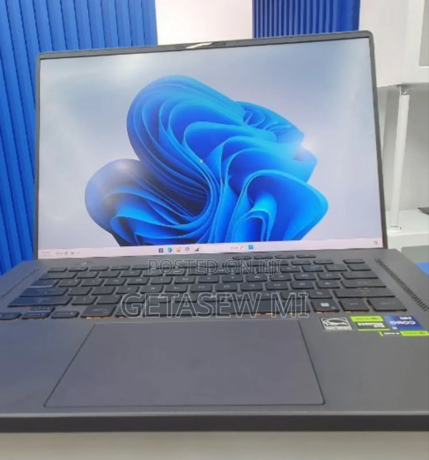 New Laptop Asus ROG Zephyrus G16 16GB Intel Core I9 SSD 1T