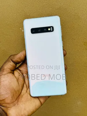 Photo - Samsung Galaxy S10 128 GB