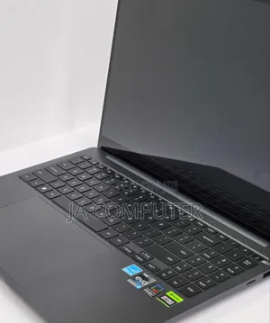 New Laptop Samsung Galaxy Book4 Ultra 16GB Intel Core I7 SSD 1T