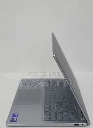 New Laptop Dell Inspiron 15 32GB Intel Core Ultra 9 SSD 1T