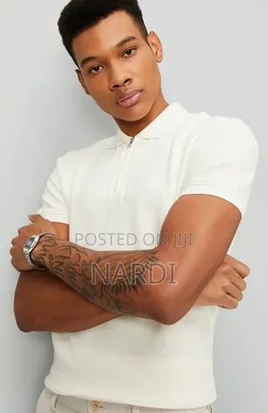 Photo - Men's Fashion T-Shirt