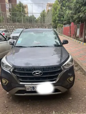 Photo - Hyundai Creta 2019 Silver