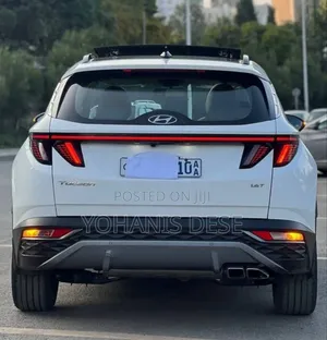 Hyundai Tucson 2022 White