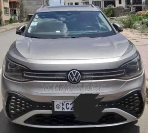 Photo - Volkswagen ID.6 2022 Gray
