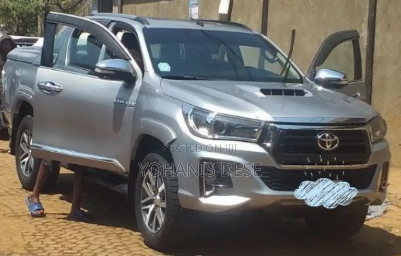 Toyota Hilux 2016 Silver
