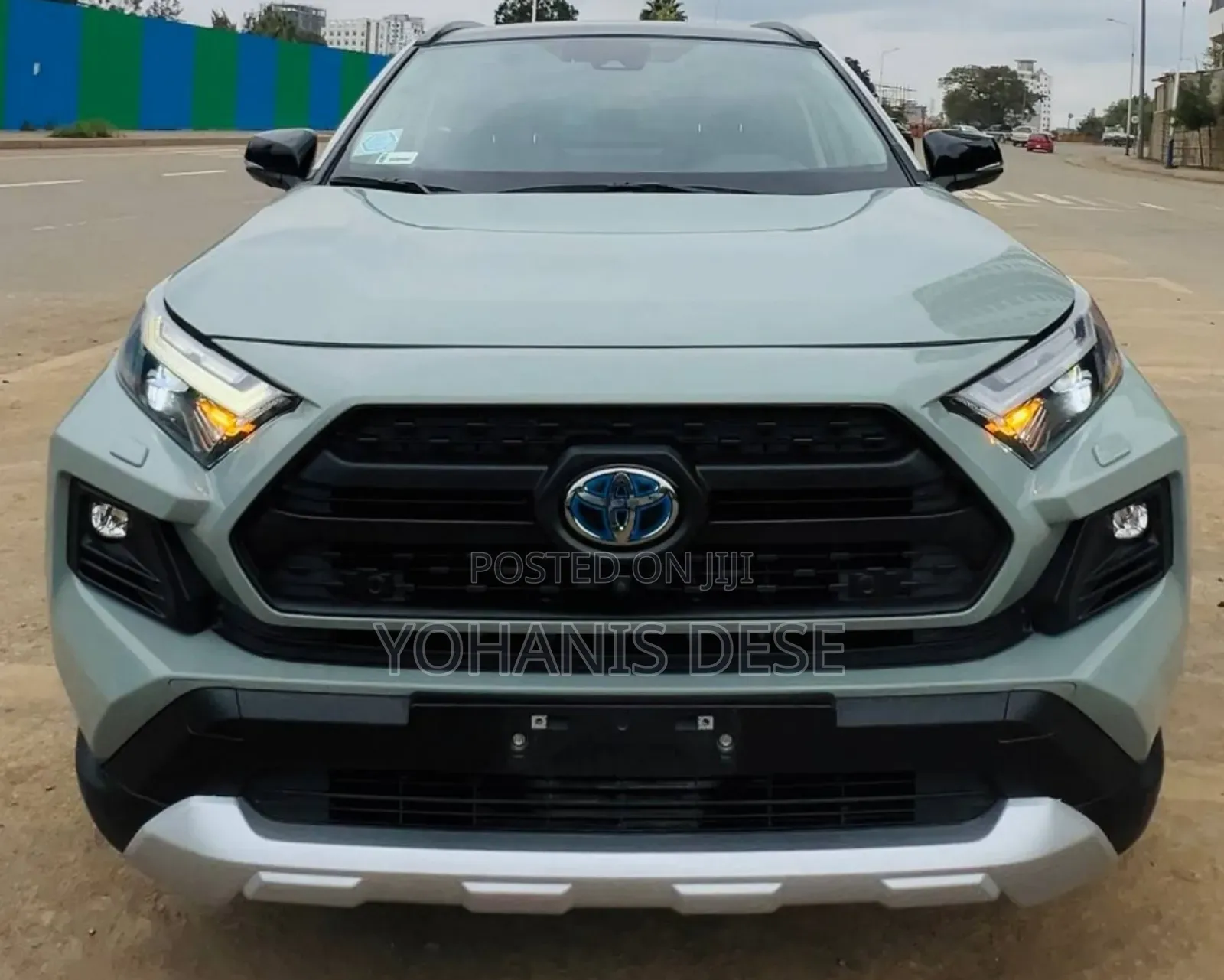 Toyota RAV4 2023 Blue