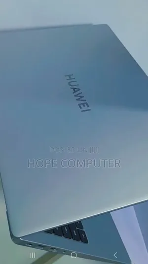 New Laptop Huawei Matebook D 15 8GB Intel Core I5 SSD 512GB