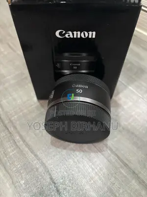 Photo - Canon 50mm F1.8 Lens