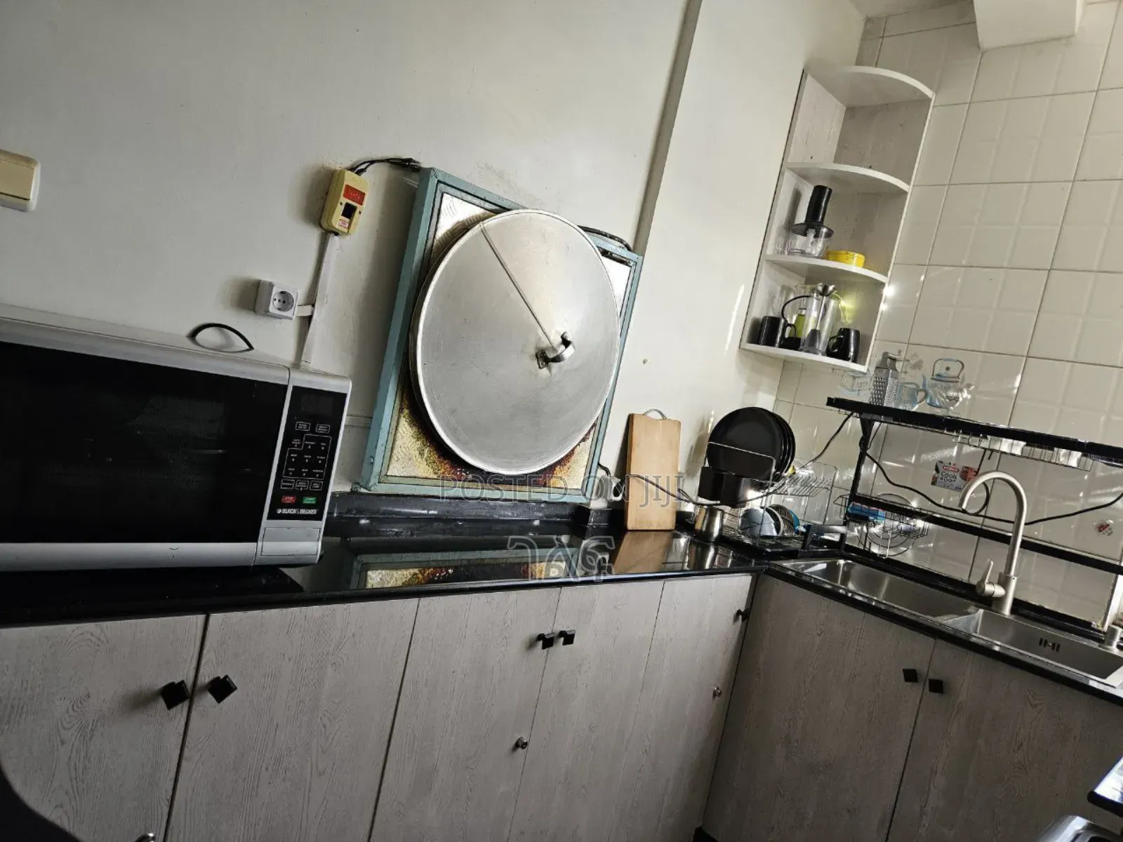 Furnished 3bdrm Apartment in ፊጋ ኖህ, Bole for rent