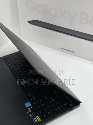 Photo - New Laptop Samsung Galaxy Book4 Ultra 16GB Intel Core I7 SSD 1T