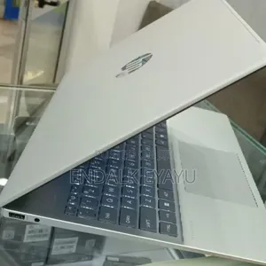 New Laptop HP 16GB AMD Ryzen 7 SSD 512GB