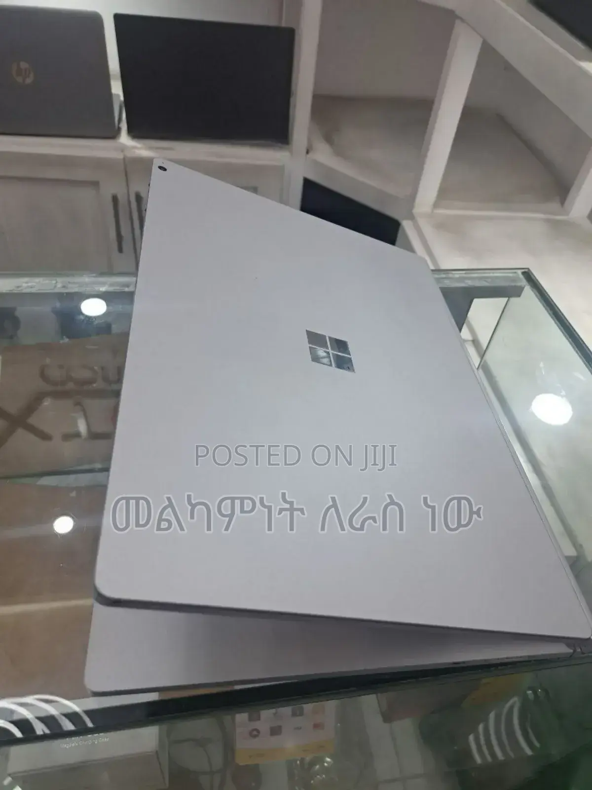 New Laptop Microsoft Surface Book 2 16GB Intel Core I7 SSD 256GB