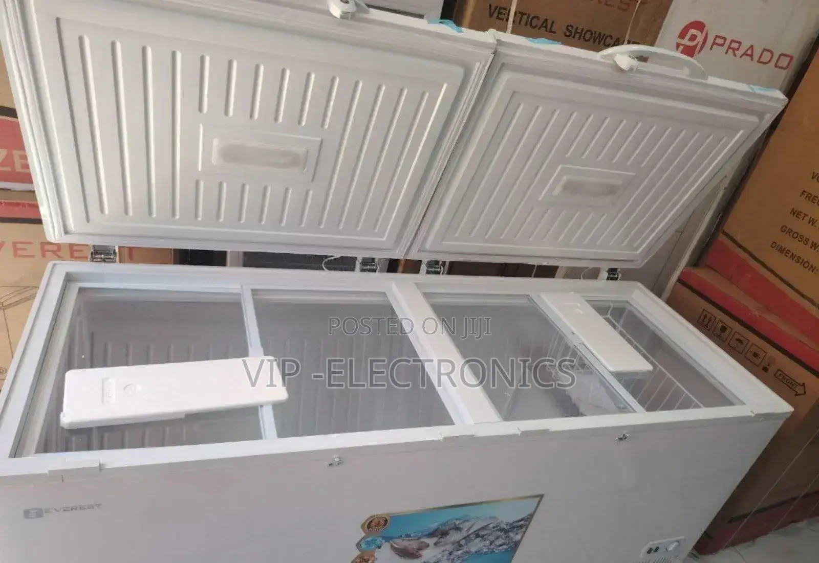 Everest Chest Freezer 780 Deep 2door