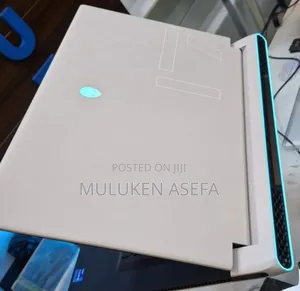 New Laptop Alienware M17x R2 32GB Intel Core I7 SSD 1T