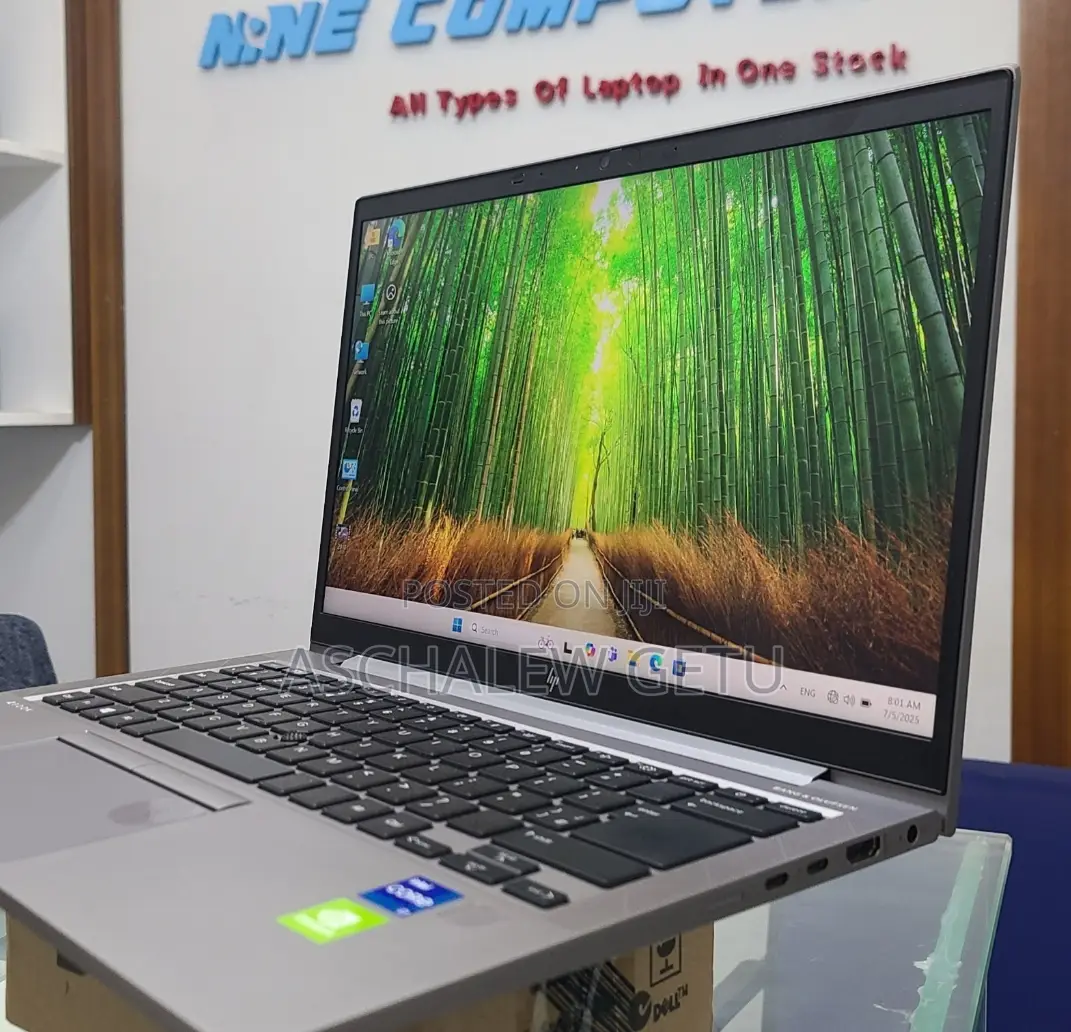 New Laptop HP ZBook 14 16GB Intel Core I7 SSD 512GB