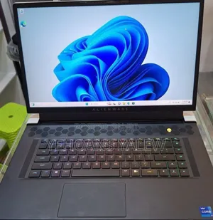 New Laptop Alienware M17x R2 32GB Intel Core I7 SSD 1T