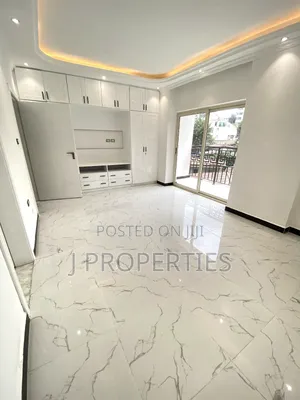 4bdrm Apartment in Bole for sale