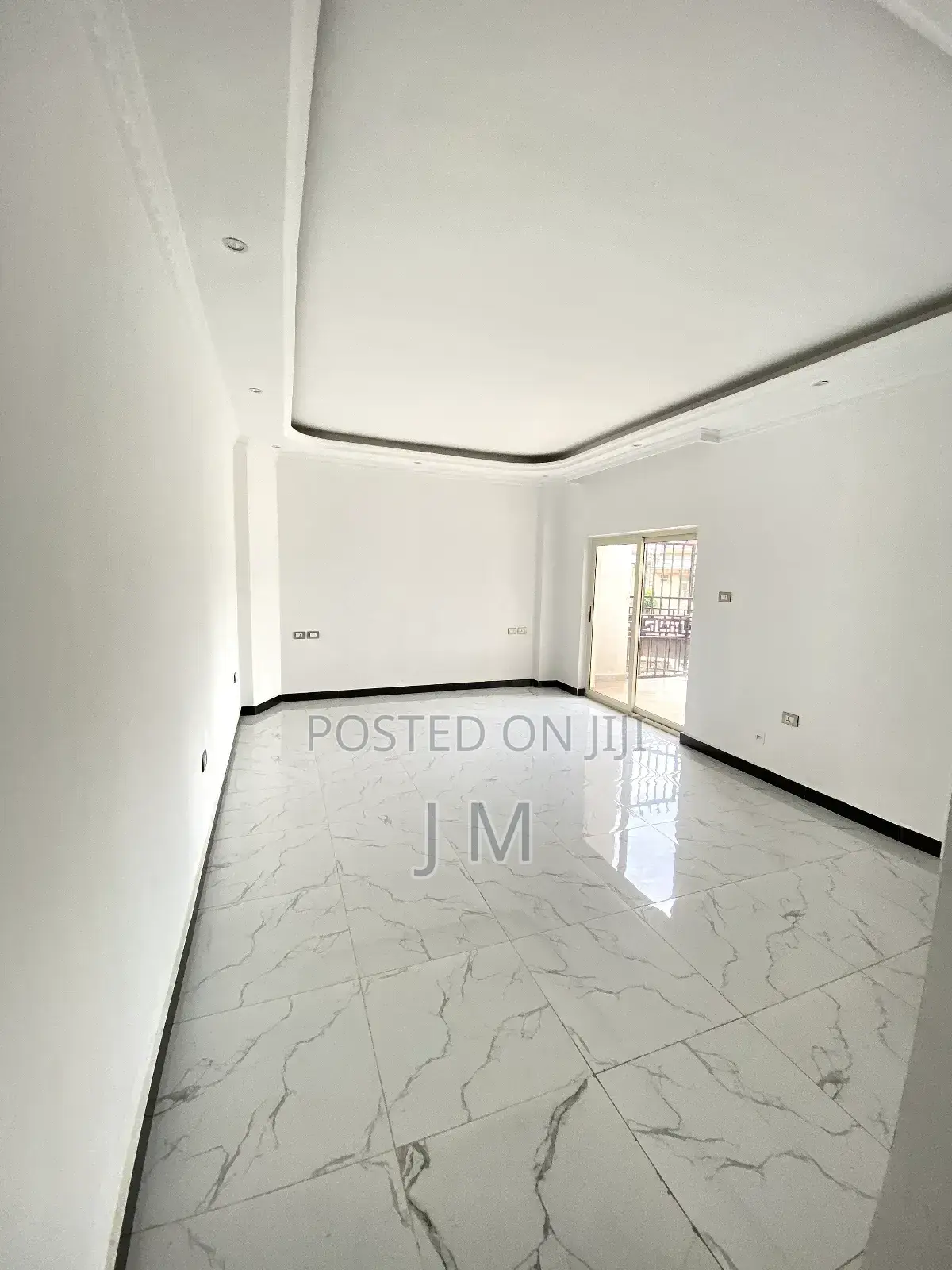 4bdrm Apartment in Bole for sale