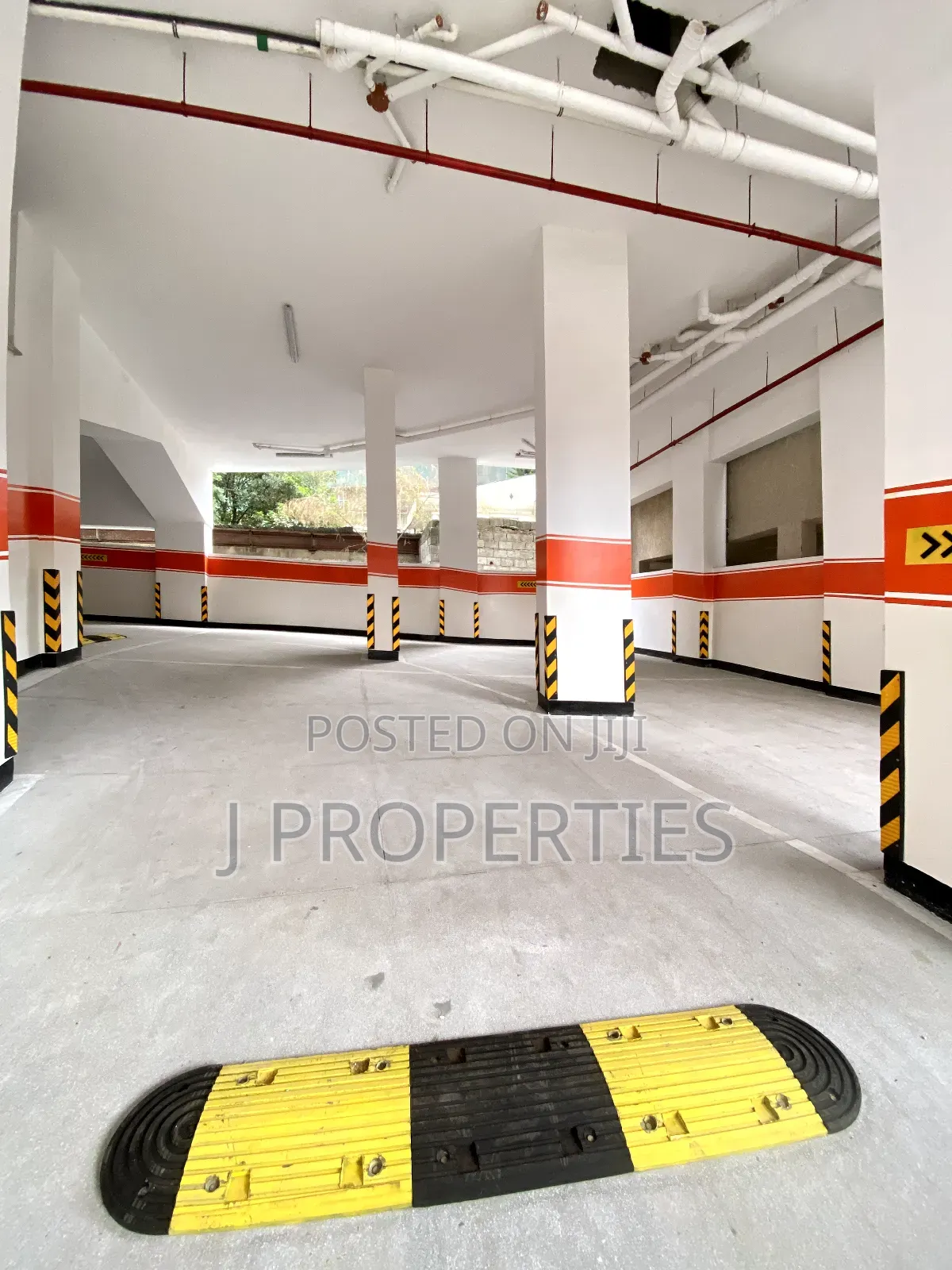 4bdrm Apartment in Bole for sale