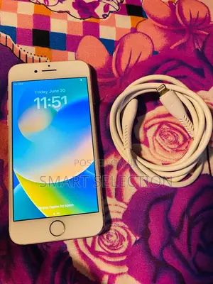 Apple iPhone 8 64 GB White