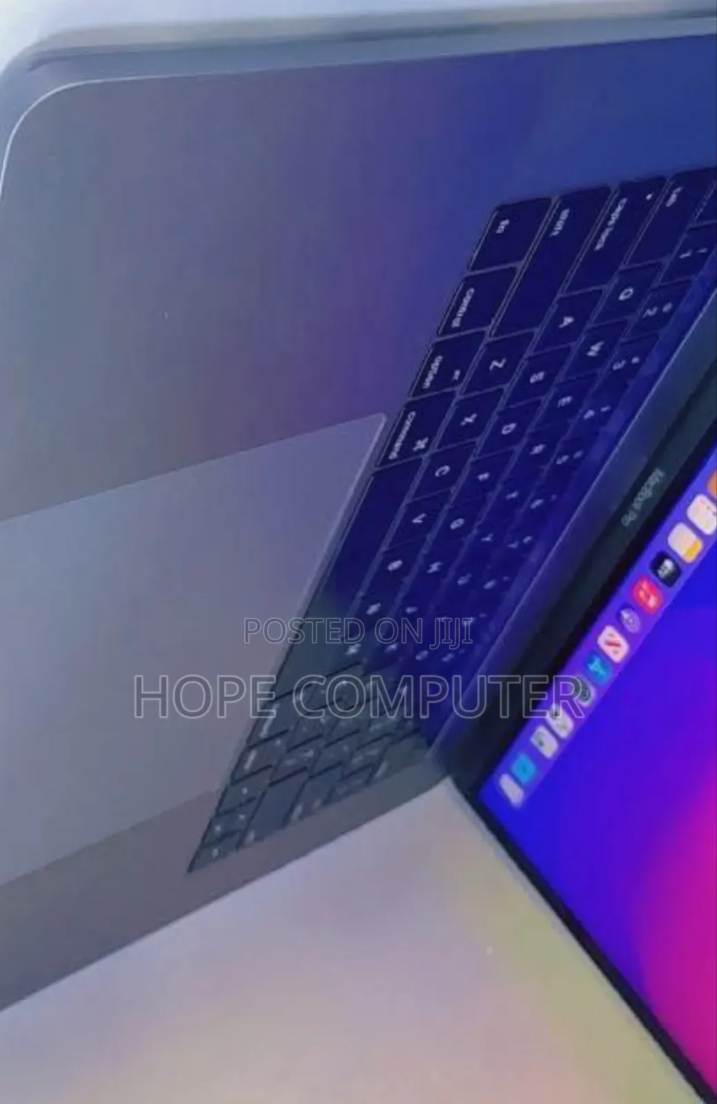 New Laptop Apple MacBook Pro 2017 16GB Intel Core I7 SSD 512GB